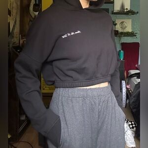 Darc Sport Heaven Has To Wait V2 "McCauley"
(Cropped) Hoodie in Black
M